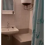 Thalassino Ageri Quarto em Acomodações Particulares *