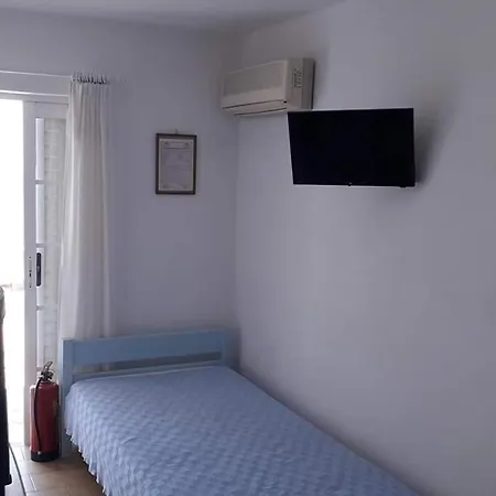 Quarto em Acomodações Particulares Thalassino Ageri *
