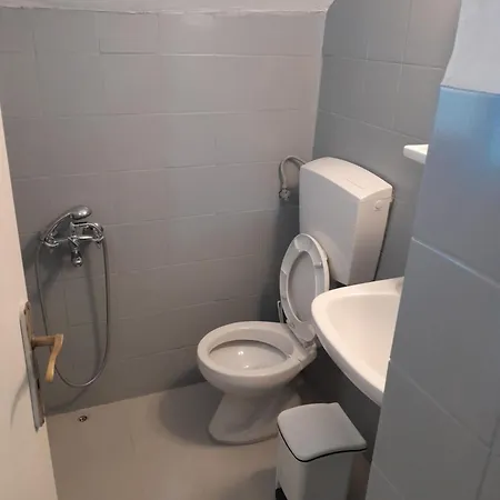 Thalassino Ageri