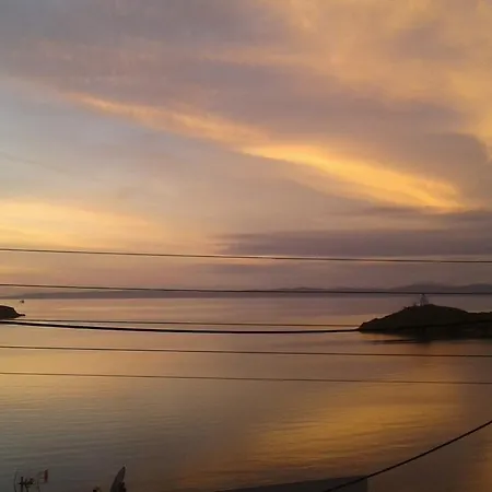 Thalassino Ageri Pansiyon Gialiskari (Kea)