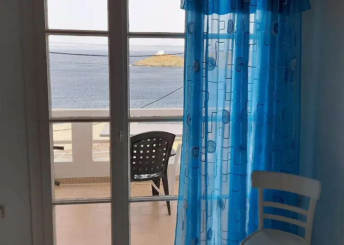 Thalassino Ageri * Gialiskari (Kea)